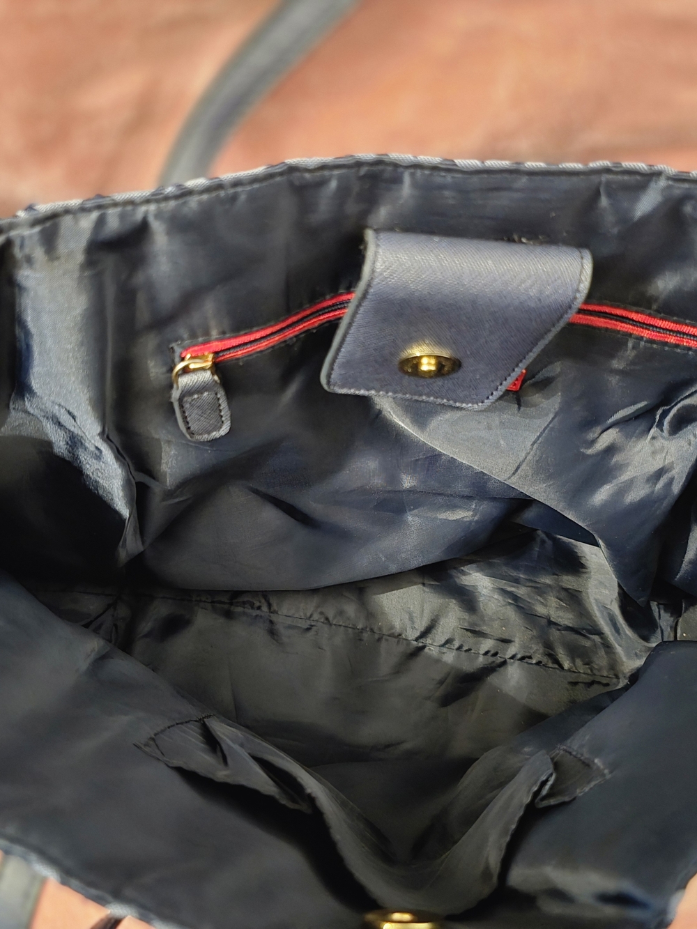 Tommy Hilfiger Navy & Black Monogram Tote / Purse - Picture 6 of 11